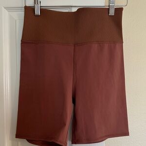 Vuori Women’s Biker Shorts, Rust Colored